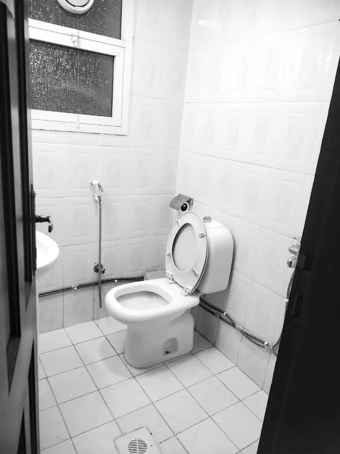 Sharaf Dg Metro Partition Private Room -Flat 39-02# Дубай